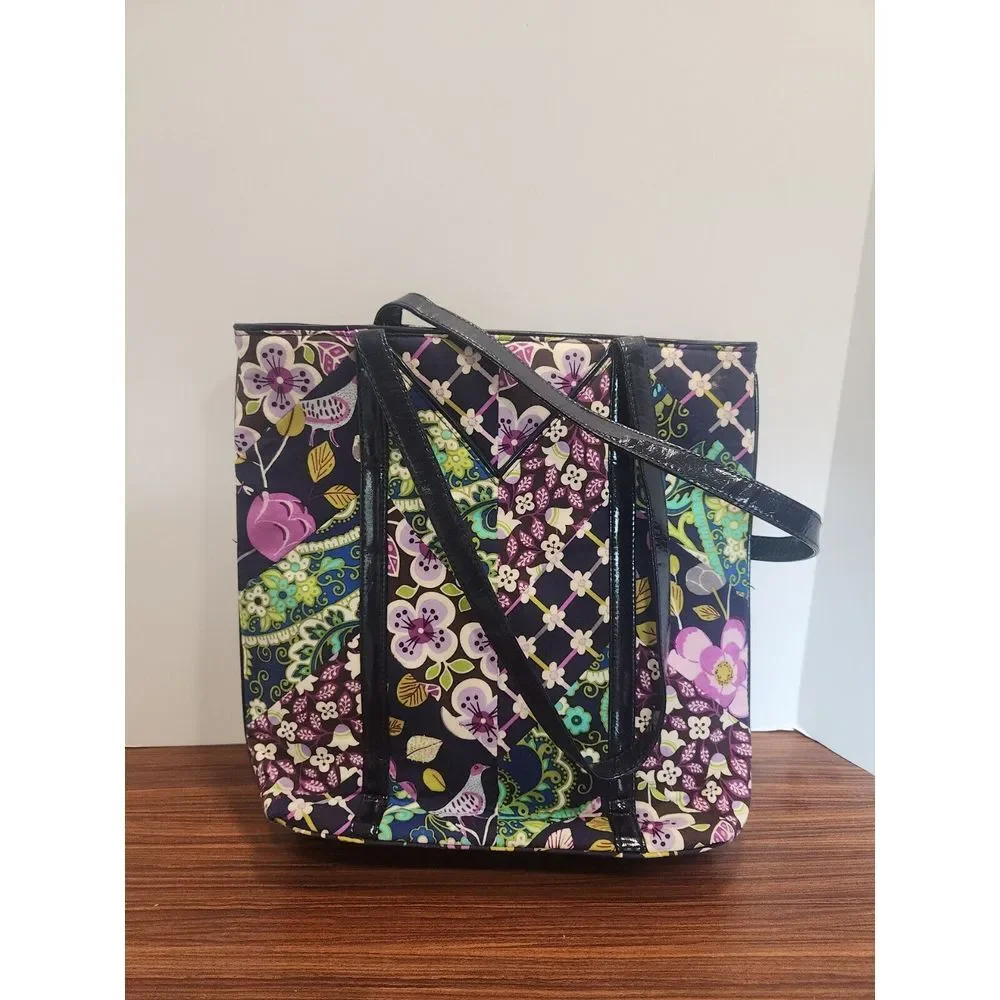 RETIRED VERA BRADLEY TALL TOTE FLORAL NIGHTINGALE PURPLE BLACK FLORAL‎ PURSE